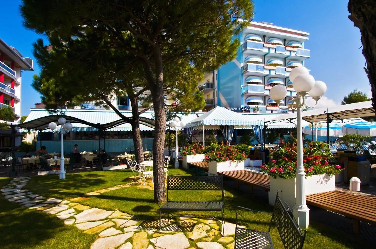 Hotel Monaco & Quisisana Lido di Jesolo 4*,